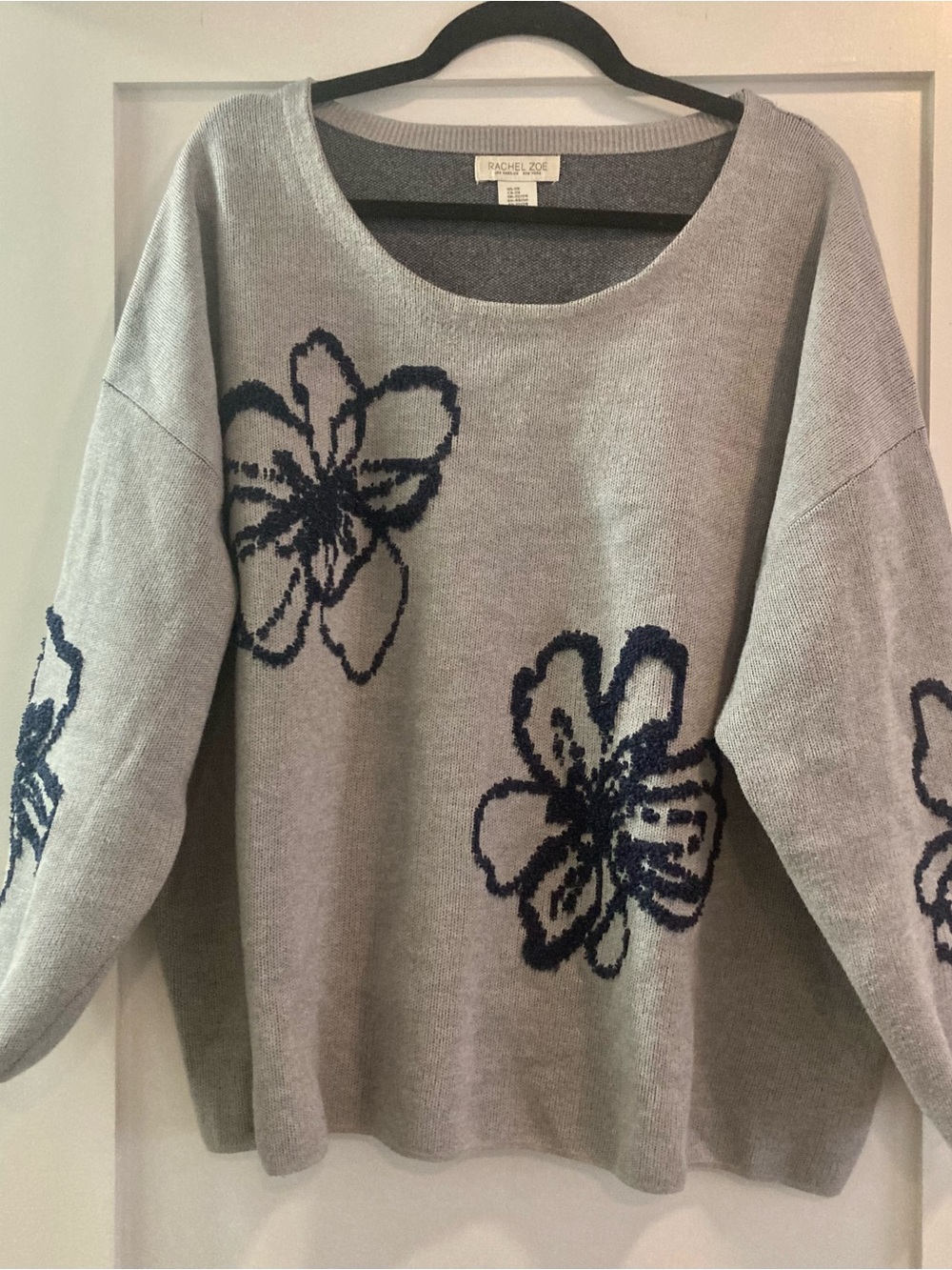 Rachel Zoe light blue gray knit boxy sweater w/ navy floral accents.